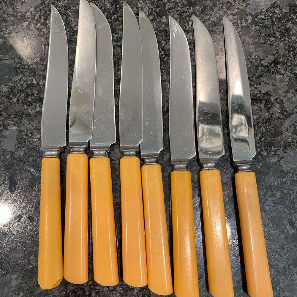 Stainless Flatware Knives Marigold Color
